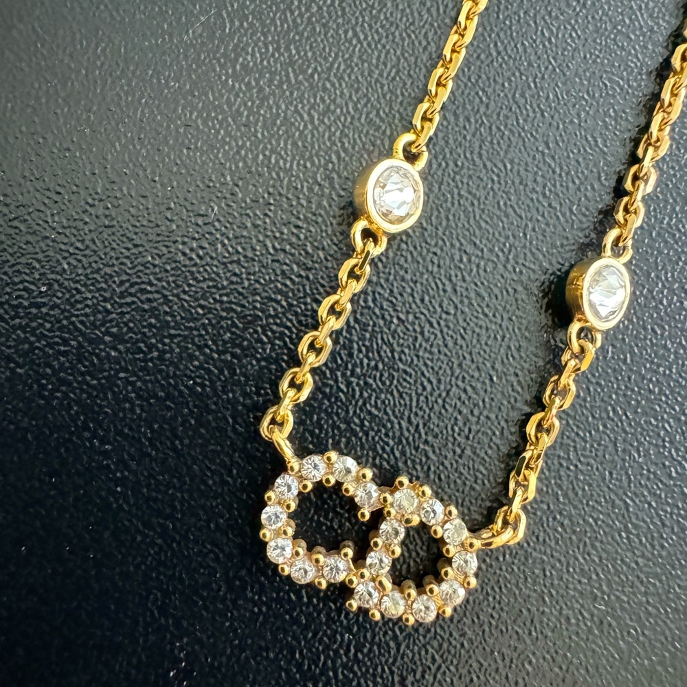 LOT 194 Dior CLAIR D LUNE NECKLACE